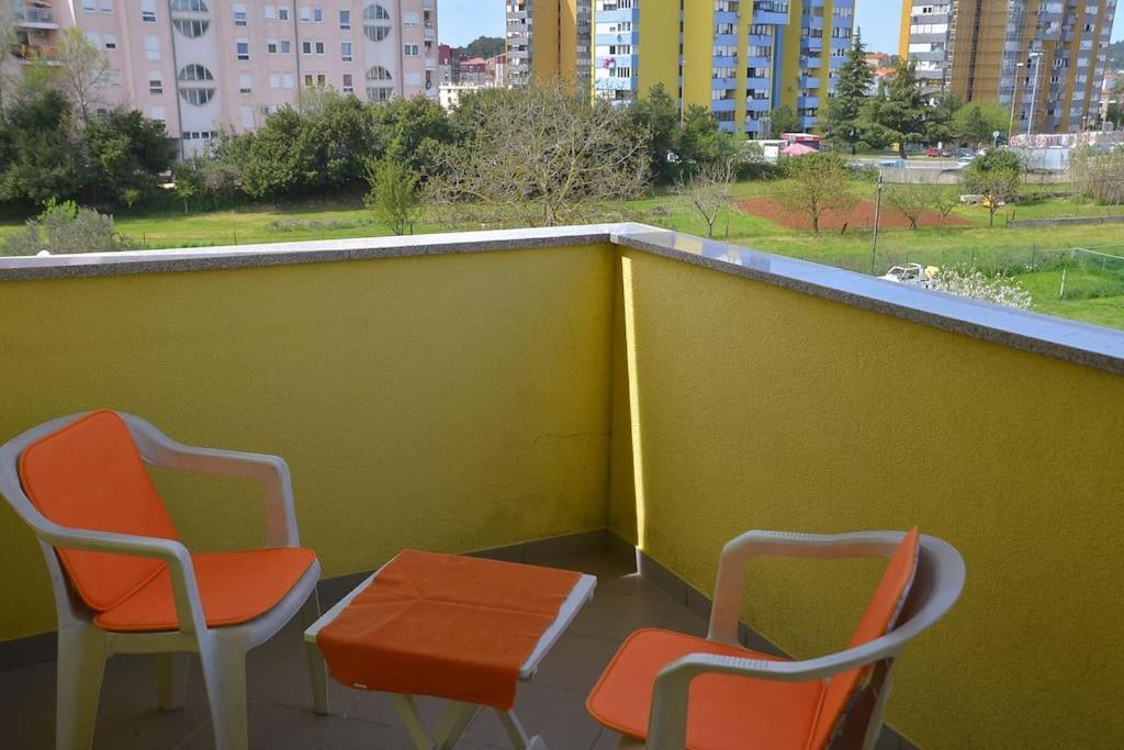 Apartman Ana Pula - Calm, Free Parking, Close To Center Exterior foto